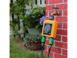 Royal Gardineer WiFi Bewässerung:WLAN-Bewässerungscomputer Mit 2 Dual-Ventilen, 2-fach-Wasserverteiler -Rosenstein & Söhne Shop zx5181 9 1